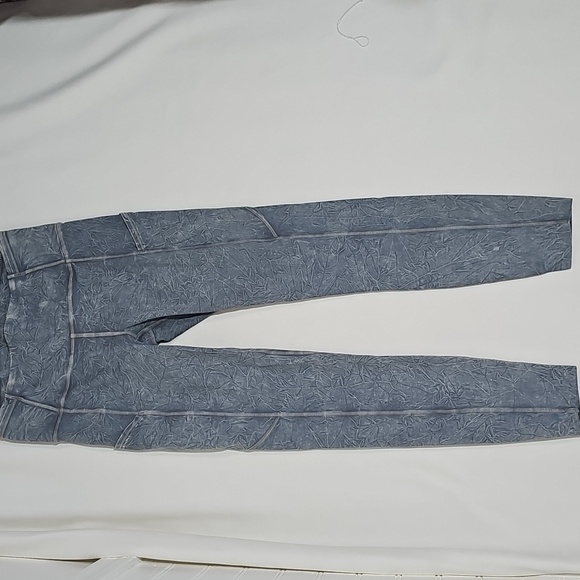 Lululemon Fast and Free Tight II 25" Ice Dye *Non-Reflective Ice Wash - Picture 2 of 5